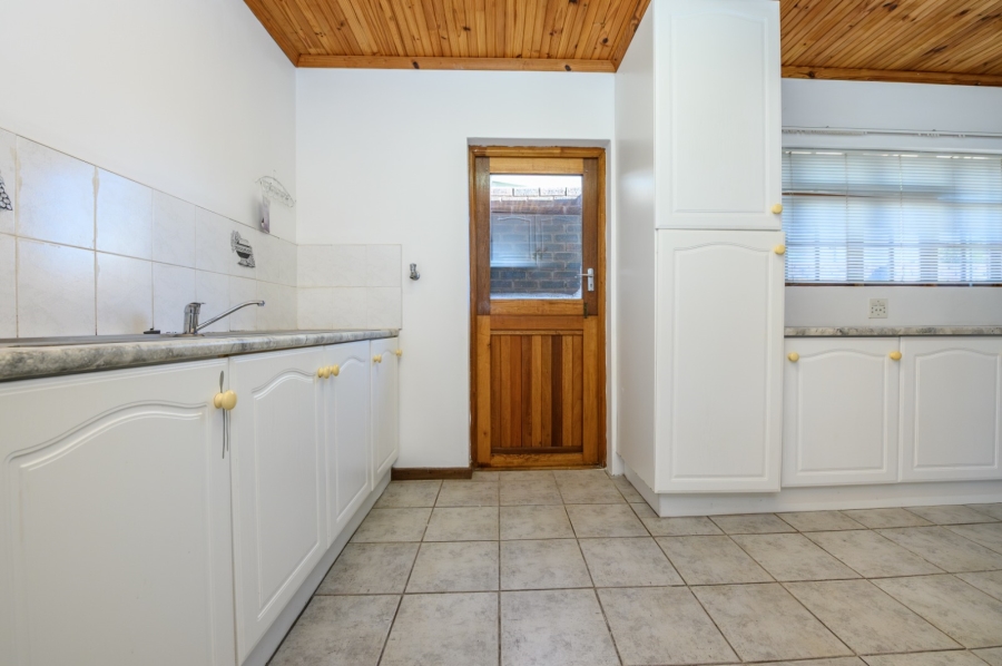 4 Bedroom Property for Sale in Charlo Eastern Cape